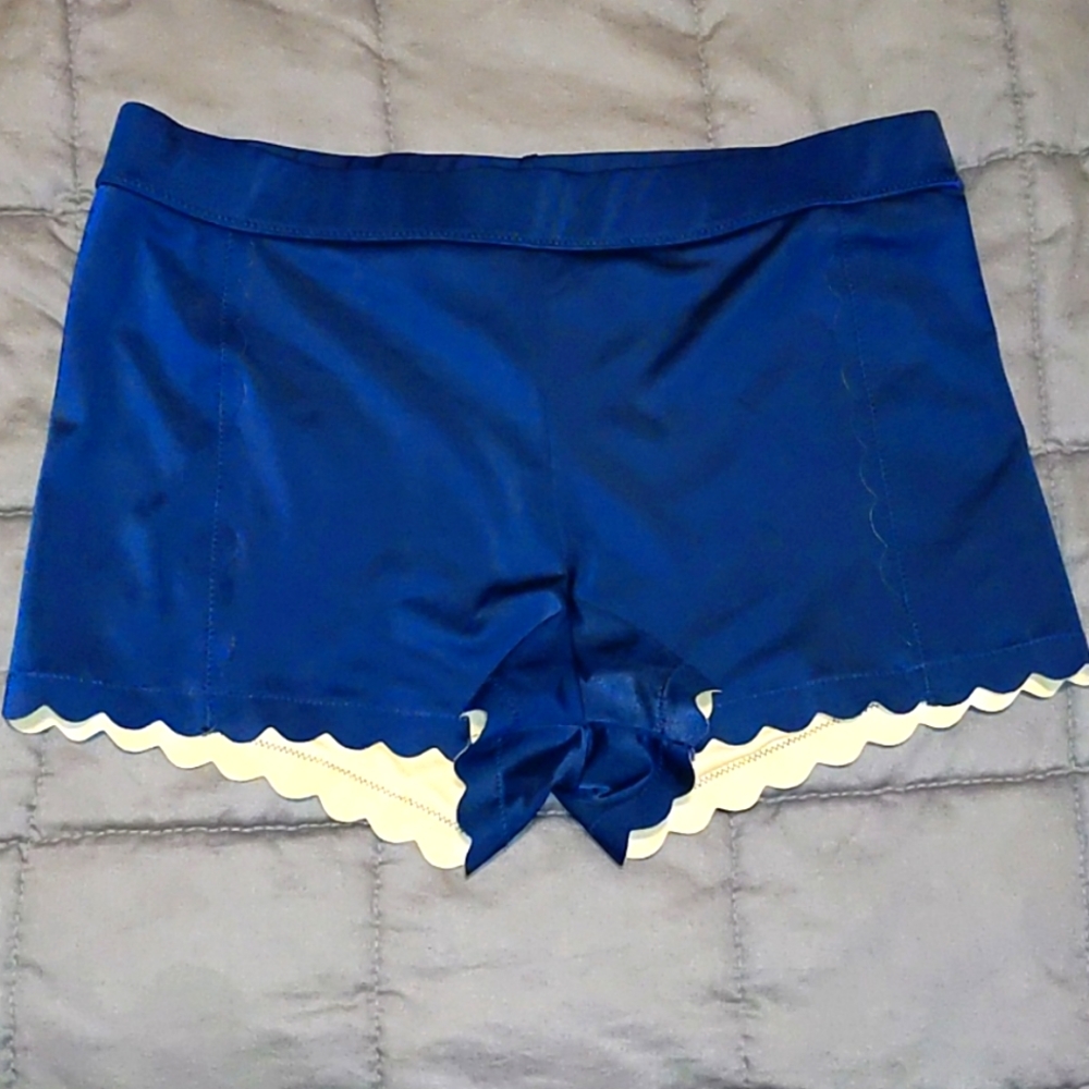J.Crew NWOT Scalloped Navy Swim Shorts